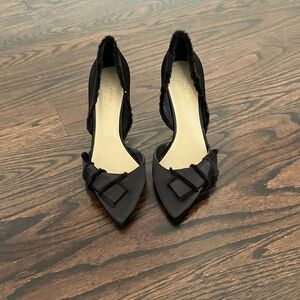 Lord & Taylor Black Heels with Bow Detail